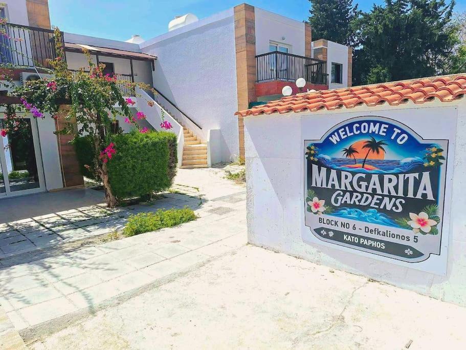 Tranquil Retreat Margarita Gardens Studio- Walking Distance From The Beach Apartment Paphos Luaran gambar